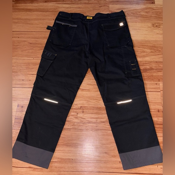 Caterpillar MEN'S H2O DEFENDER WORK PANTS black 44x34 NWOT - Picture 3 of 12